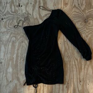 Elegant Black One-Shoulder Dress